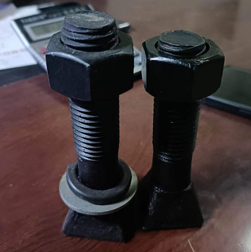 鬥頂螺栓001.jpg 鬥頂螺栓001.jpg