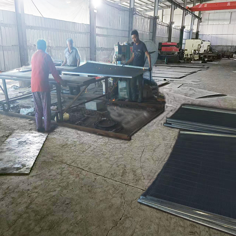 防堵篩網 包邊.jpg