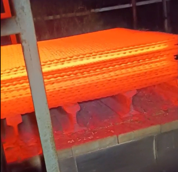 2022-10-12_195514.jpg 2022-10-12_195514.jpg