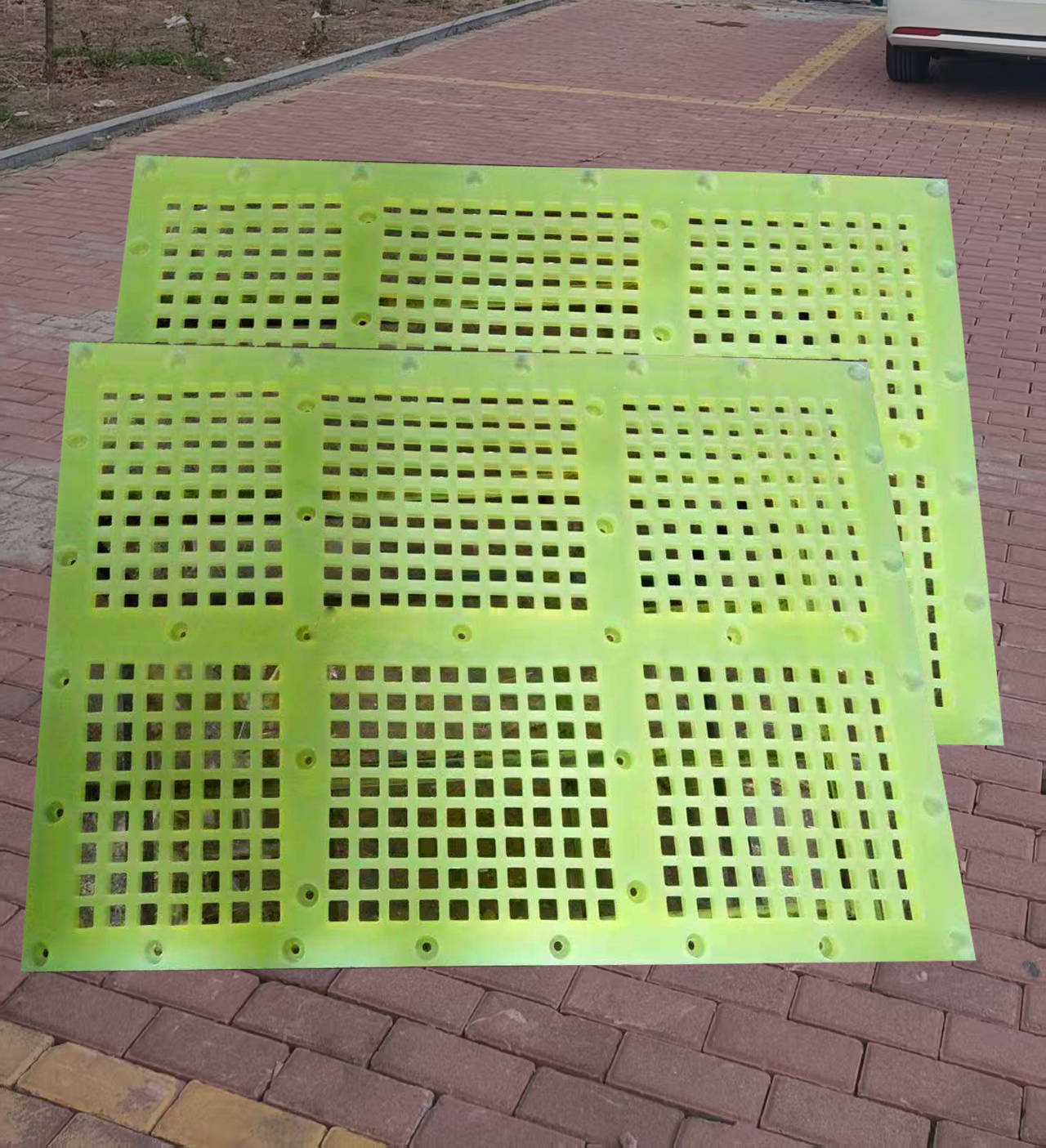 聚氨酯篩(shāi)板03_看圖王.jpg 聚氨酯篩板03_看圖王.jpg