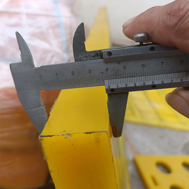 聚氨酯篩網112.jpg 聚氨酯篩網112.jpg